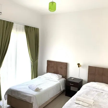 Luxury Two-bedroom In Amazing Place Lukomorye B5 *
